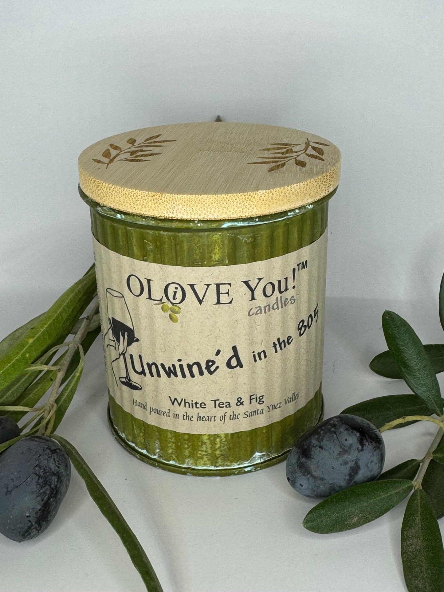 Unwine'd in the 805 with notes of White Tea & Fig